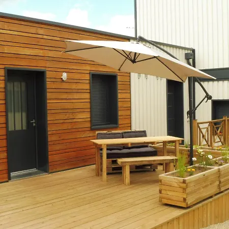 Apartamento Lot En Dock 3 Atypiques Et écologiques En Vallée De La Dordogne Souillac