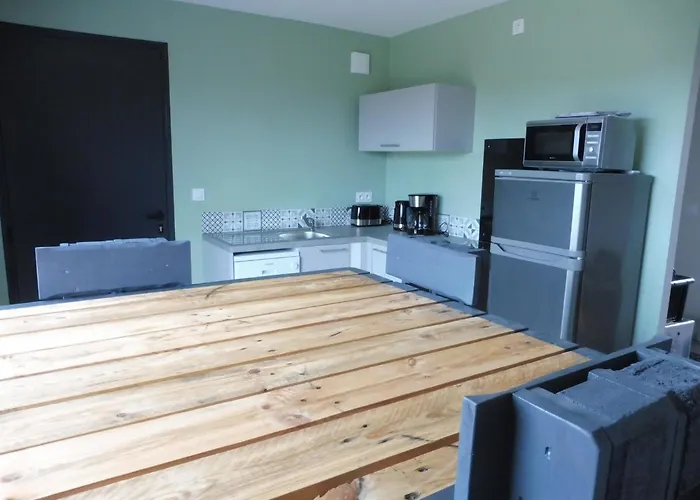 Lot En Dock 3 Atypiques Et Ecologiques En Vallee De La Dordogne