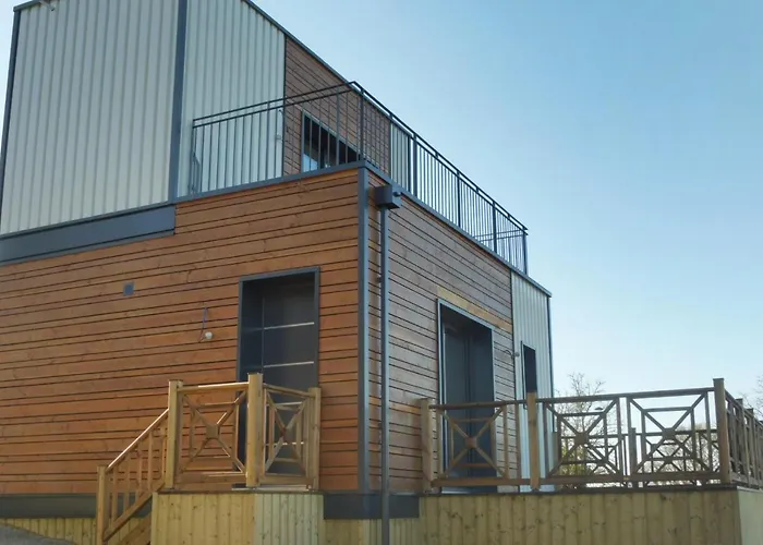 Lot En Dock 3 Atypiques Et Ecologiques En Vallee De La Dordogne