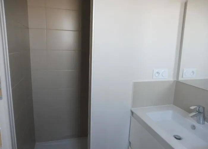 Daire Lot En Dock 3 Atypiques Et Ecologiques En Vallee De La Dordogne Souillac