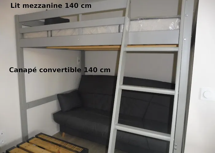 Lot En Dock 3 Atypiques Et Ecologiques En Vallee De La Dordogne Souillac