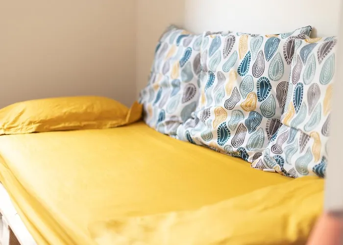 Lot En Dock 3 Atypiques Et Ecologiques En Vallee De La Dordogne *